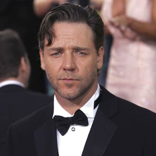 Russell Crowe Filme Biografien Und Listen Bei Mubi