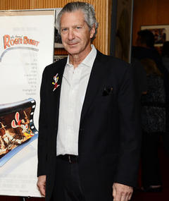 Last Holiday Cast Crew On Mubi