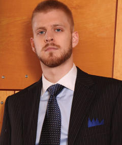 Logan Stevens – Filmes, Biografias e Listas no MUBI