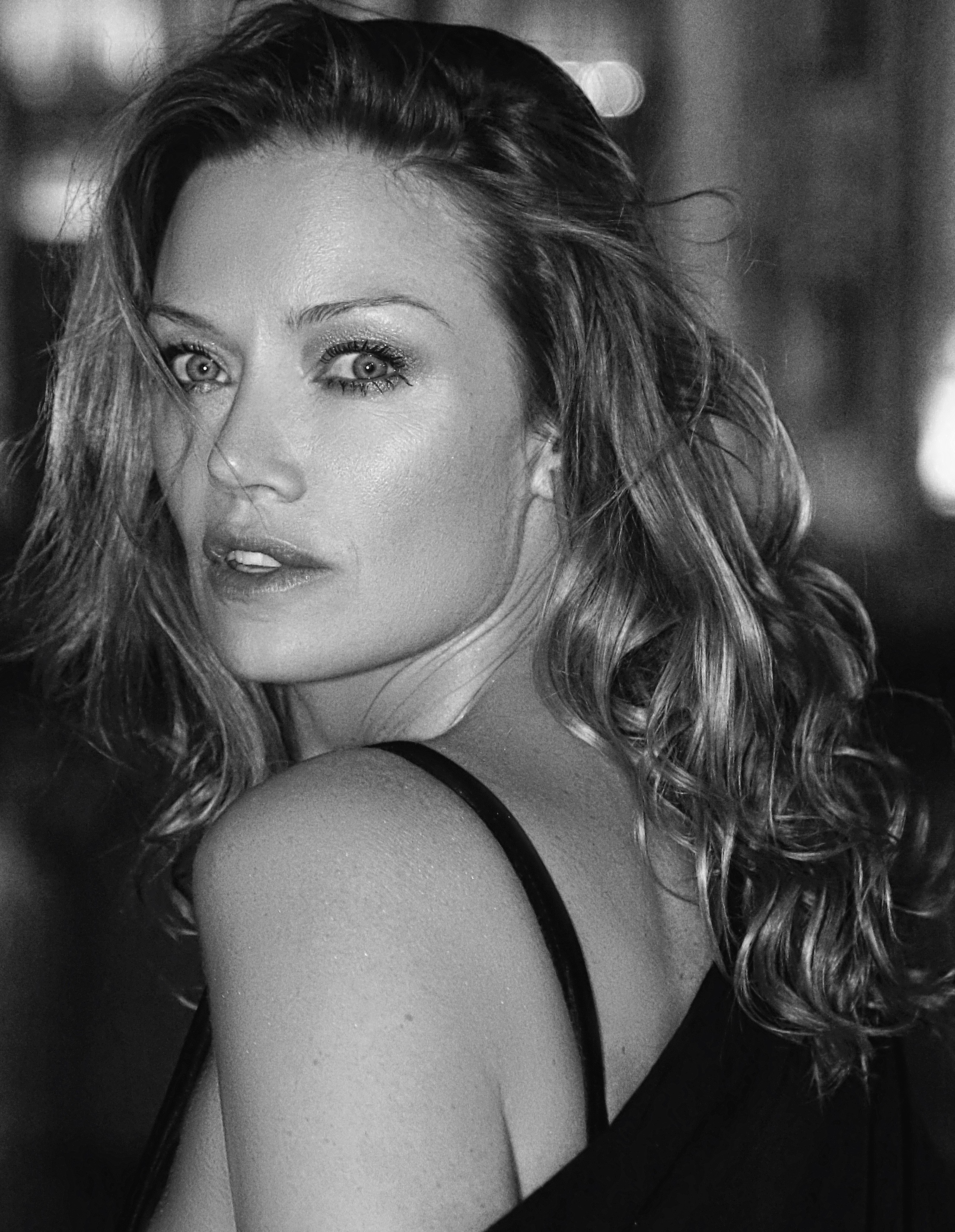 Carolina Carlsson Movies, Bio and Lists on MUBI