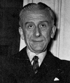 Tartarin de Tarascon Reparto & Equipo Técnico en MUBI