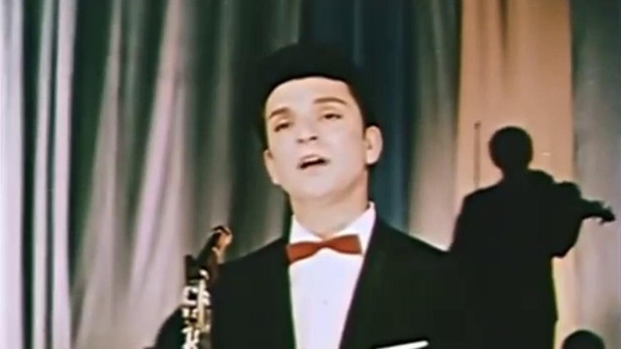 Pul uchun katta kokrak porno