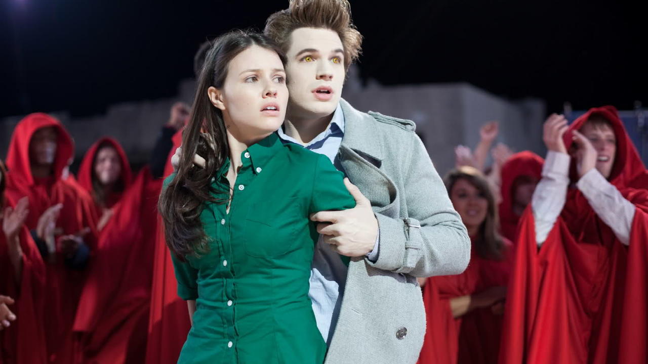 Vampires Suck (2010) | MUBI, image size:1280x720