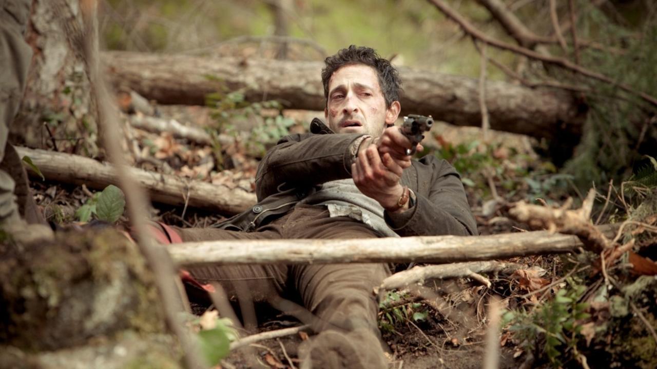 TRAILER - Wrecked (2010)