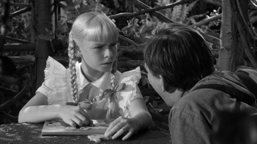 Мәскеудегі секс кештері Қолдардағы секс видео